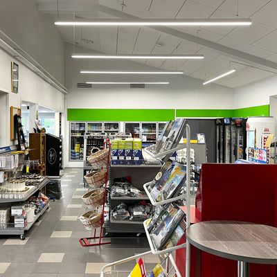 Alumiiniprofiili led nauhalle - RIPUSTETTAVA 55x75mm, 3 metriä, vaijerilla, mattavalkoinen