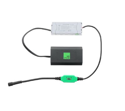 220V-240V TRIAC himmennettävä muuntaja 120mm kokoisille CCT LED PANEELEILLE/PLAFONDEILLE