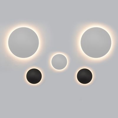 Eclipse seinävalaisinsetti, 5 valaisinta, värilämpötilasäädettävä, himmennettävä, musta ja valkoinen