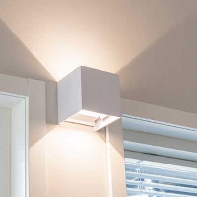 LED SEINÄVALAISIN FUNK, 3500K, himmennettävä, 2x7W, CRI92, IP65, valkoinen