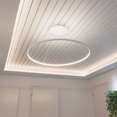 LED RIIPPUVALAISIN RINKELI 100, 5-CCT 2800-5300K, himmennettävä, 40W, CRI97, IP21 LED RIIPPUVALAISIN RINKELI 100, 5-CCT 2800-5300K, himmennettävä, 40W, CRI97, IP21