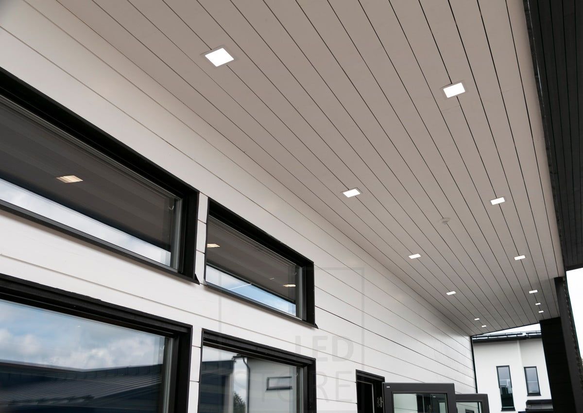 Asuntomessut 2018: 200x200 led paneelit terassilla. Ledstore.fi