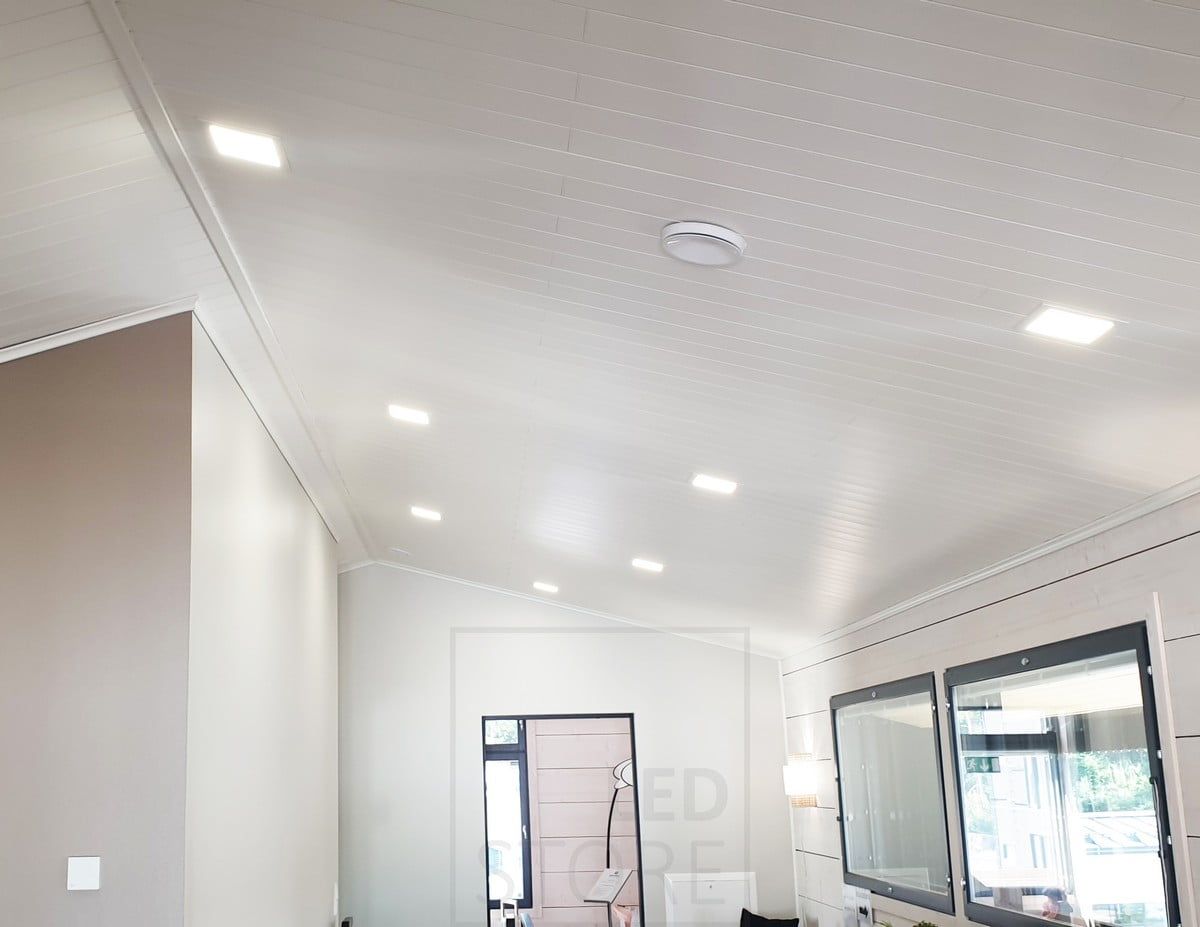 Asuntomessut 2020: 200mm pyöreä led plafond olohuoneen katossa. Ledstore.fi